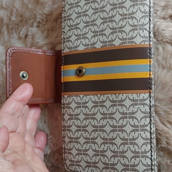 NWT Fossil Madison Tab Clutch Wallet Leather Trim - Picture 4 of 12